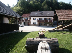 Pri Lazarju Farm Stay